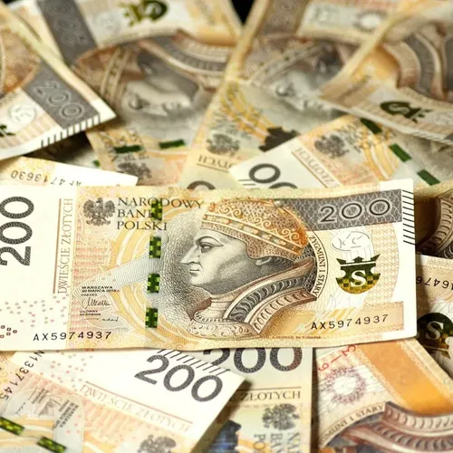 Jakie dofinansowania i ulgi podatkowe są dostępne przy instalacji fotowoltaicznej w Polsce?