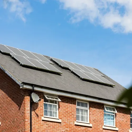 Czy instalacja PV to realny wkład w walkę z kryzysem klimatycznym?